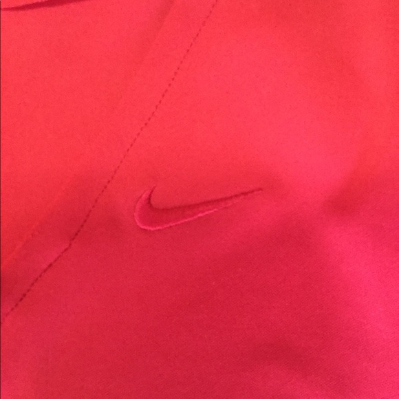 NIKE Women’s Top❤️ - Picture 3 of 5